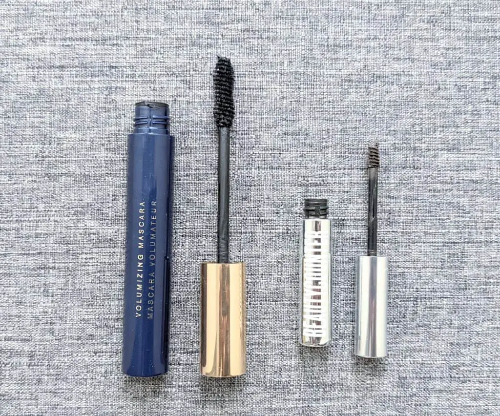 Beautycounter Flawless in Five Mascara and Brow gel demonstrating the brush applicators
